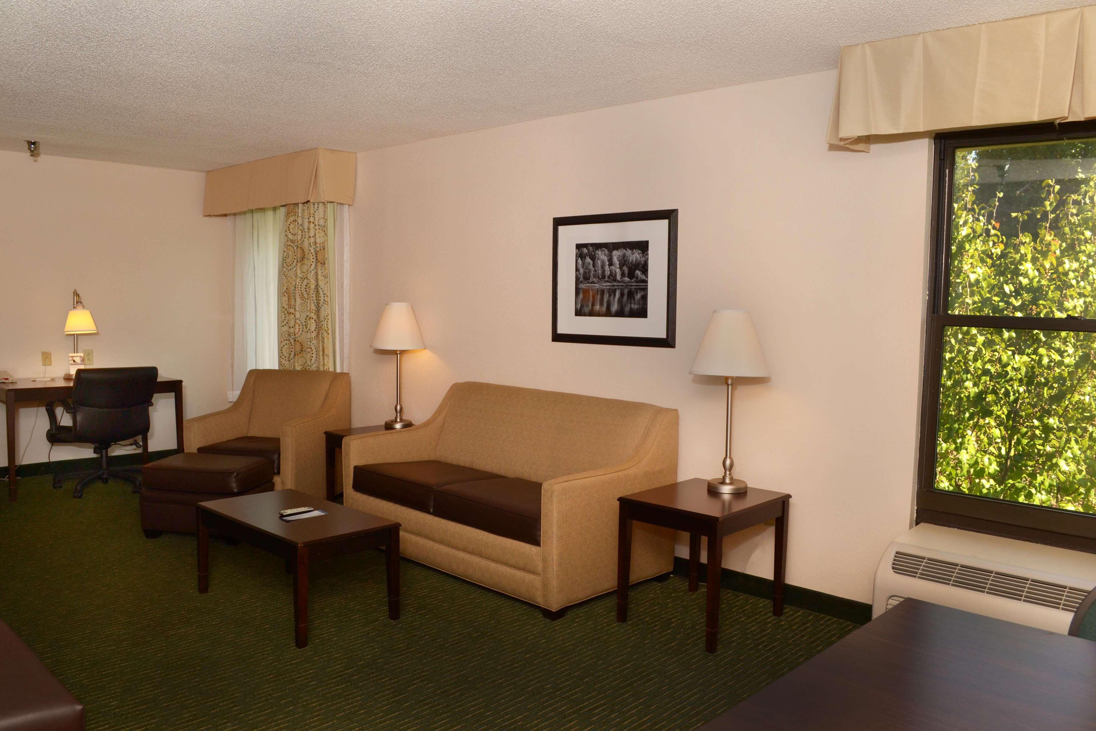 Hampton Inn Санфорд Екстериор снимка