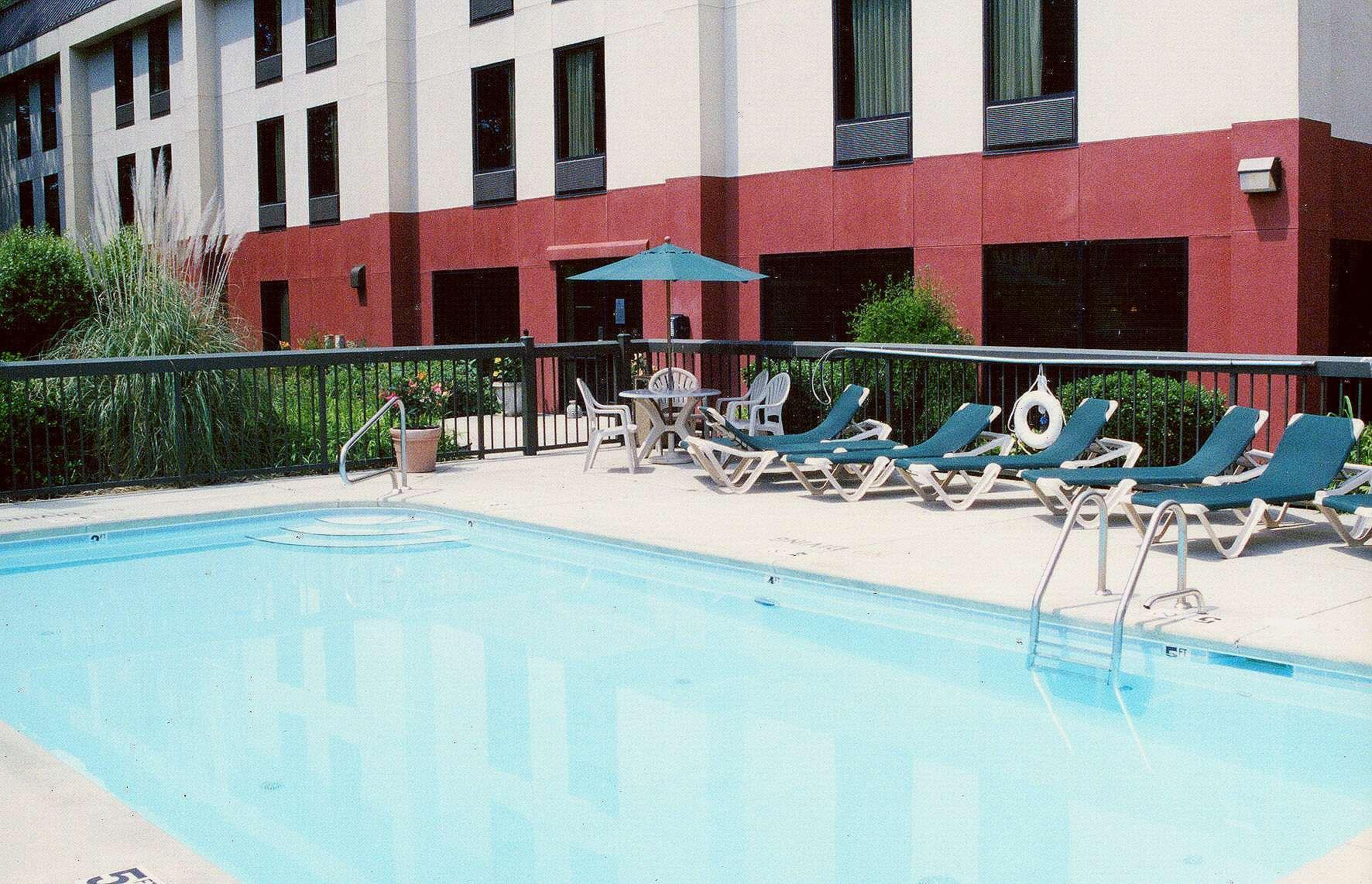 Hampton Inn Санфорд Съоръжения снимка