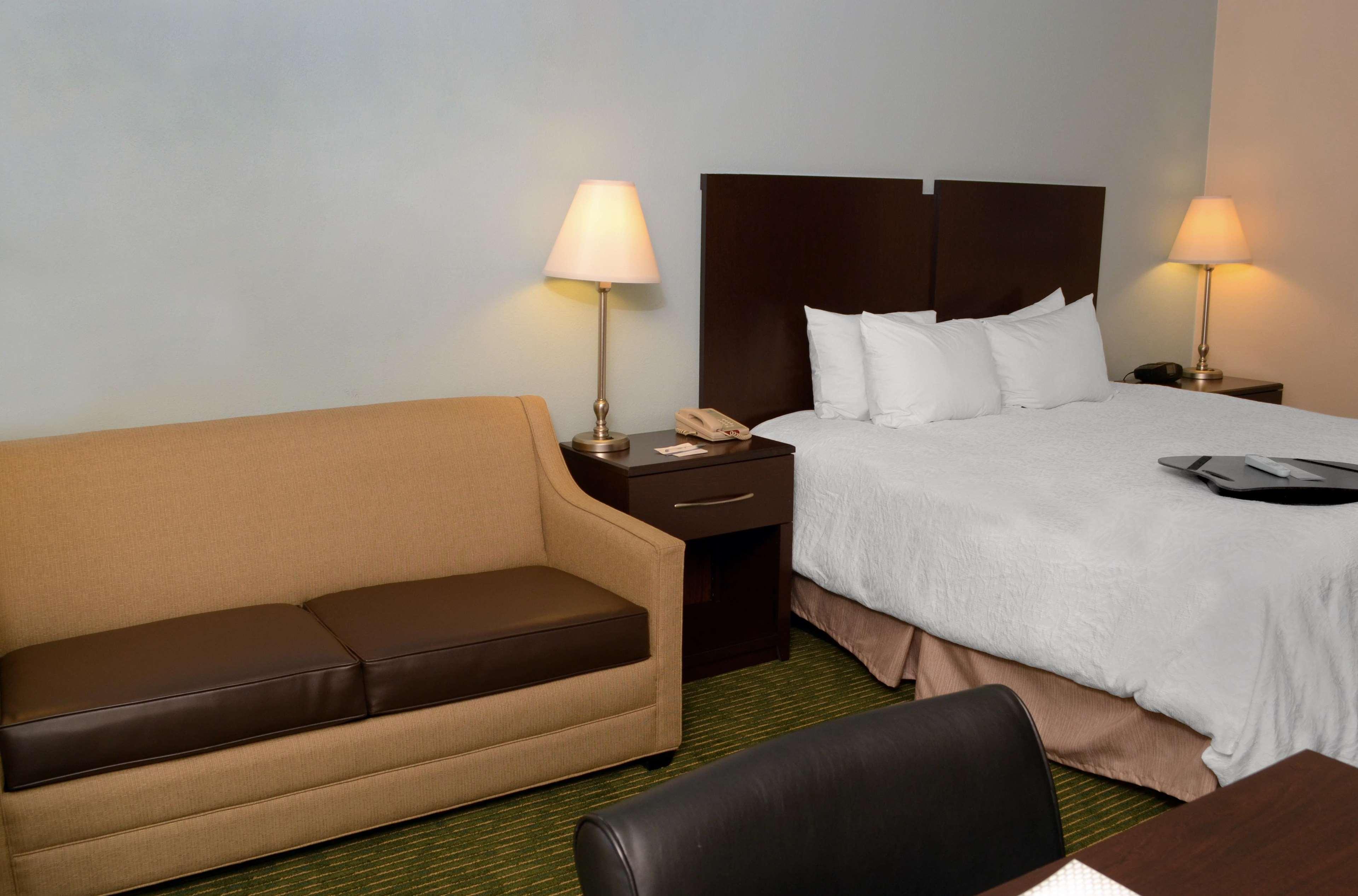 Hampton Inn Санфорд Екстериор снимка