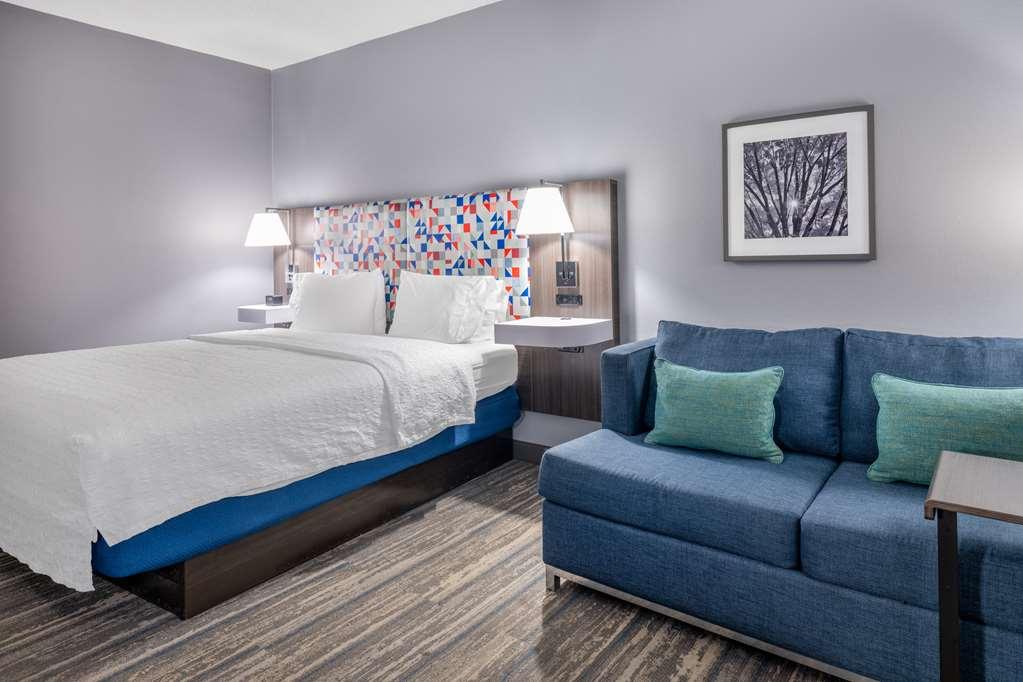 Hampton Inn Санфорд Стая снимка