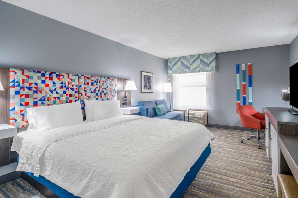 Hampton Inn Санфорд Стая снимка